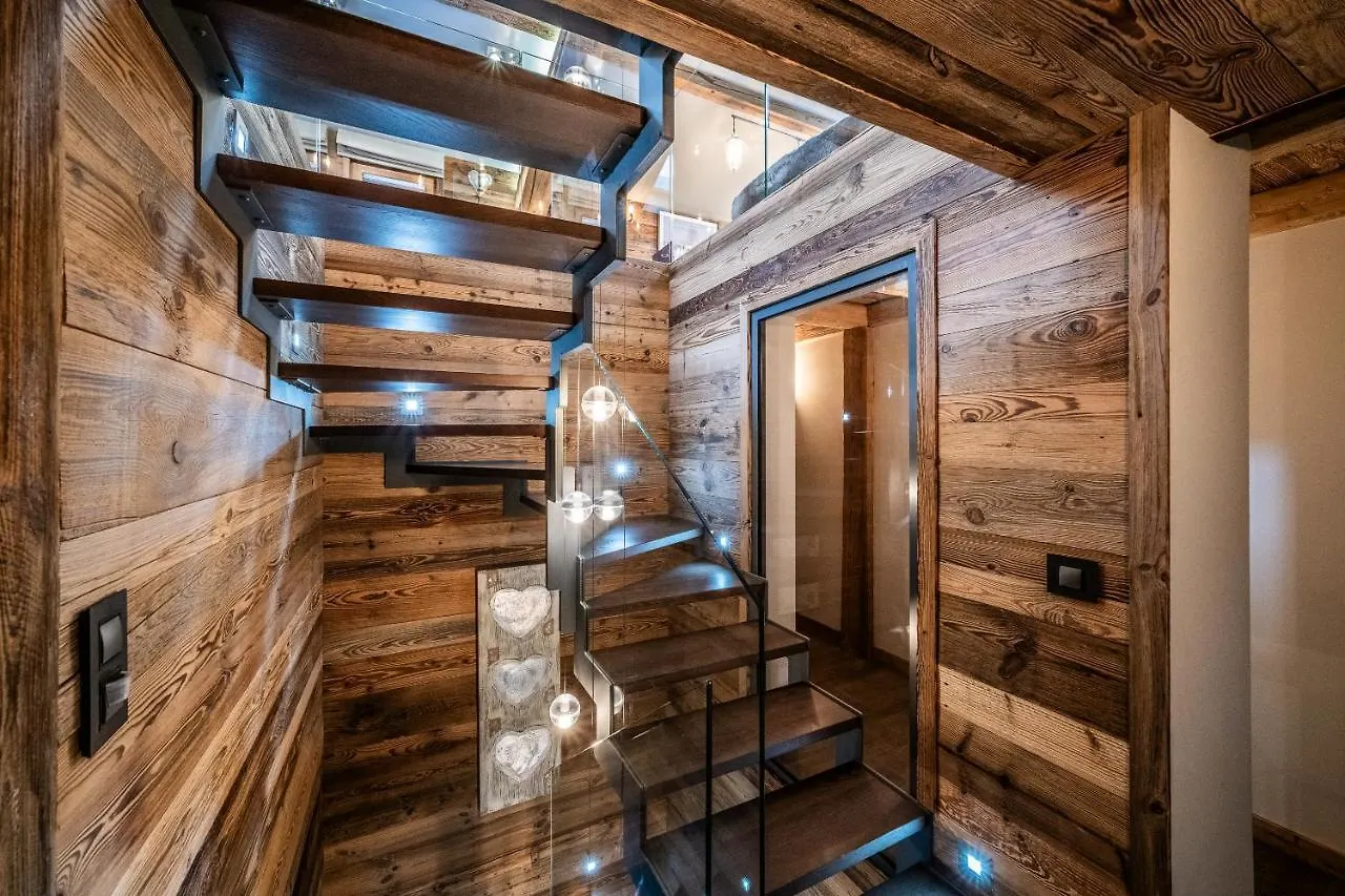 Holiday home Chalet La Ferme Du Gron Les Carroz - By Emerald Stay