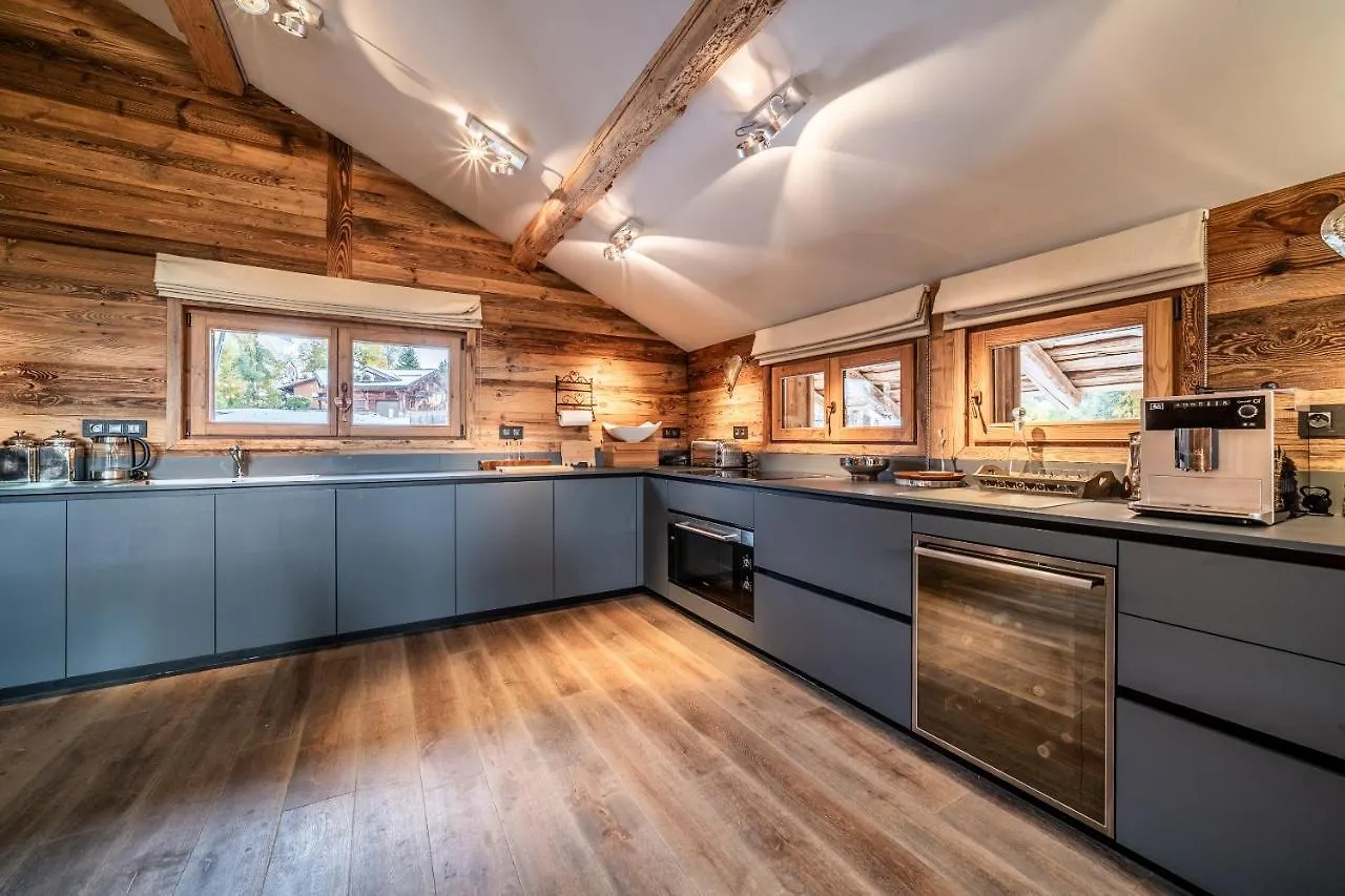 Holiday home Chalet La Ferme Du Gron Les Carroz - By Emerald Stay