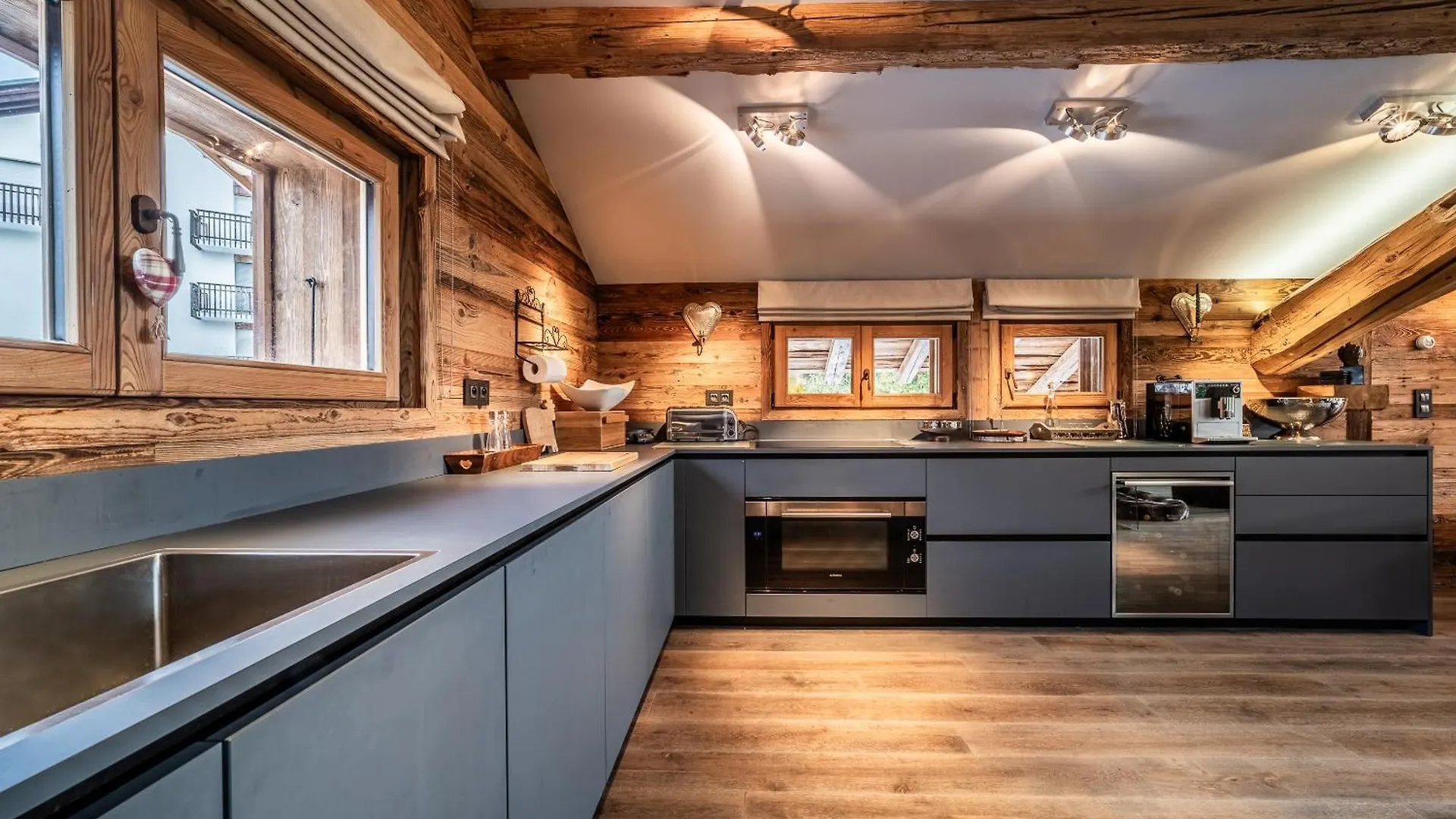 Holiday home Chalet La Ferme Du Gron Les Carroz - By Emerald Stay