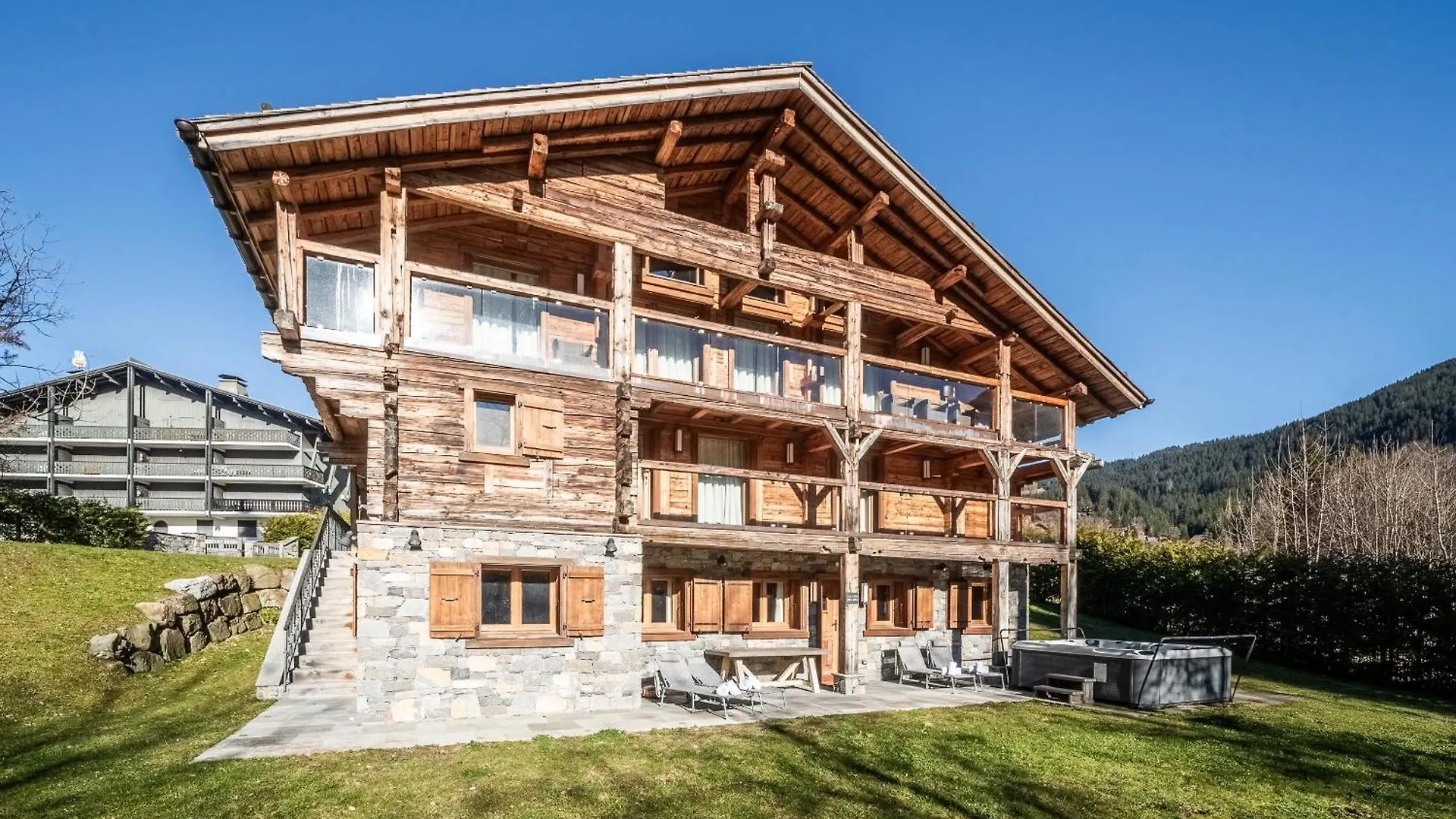 Holiday home Chalet La Ferme Du Gron Les Carroz - By Emerald Stay